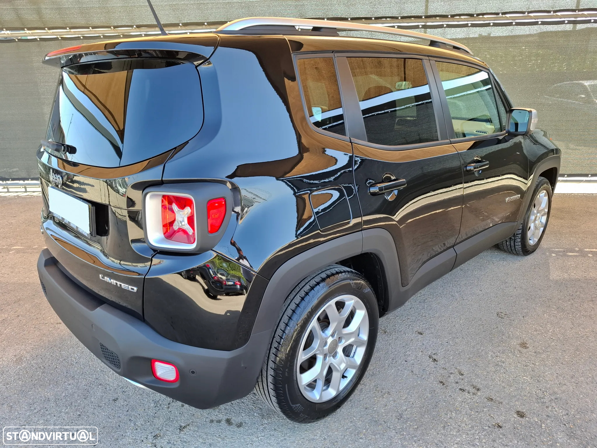Jeep Renegade 1.6 MJD Limited - 16