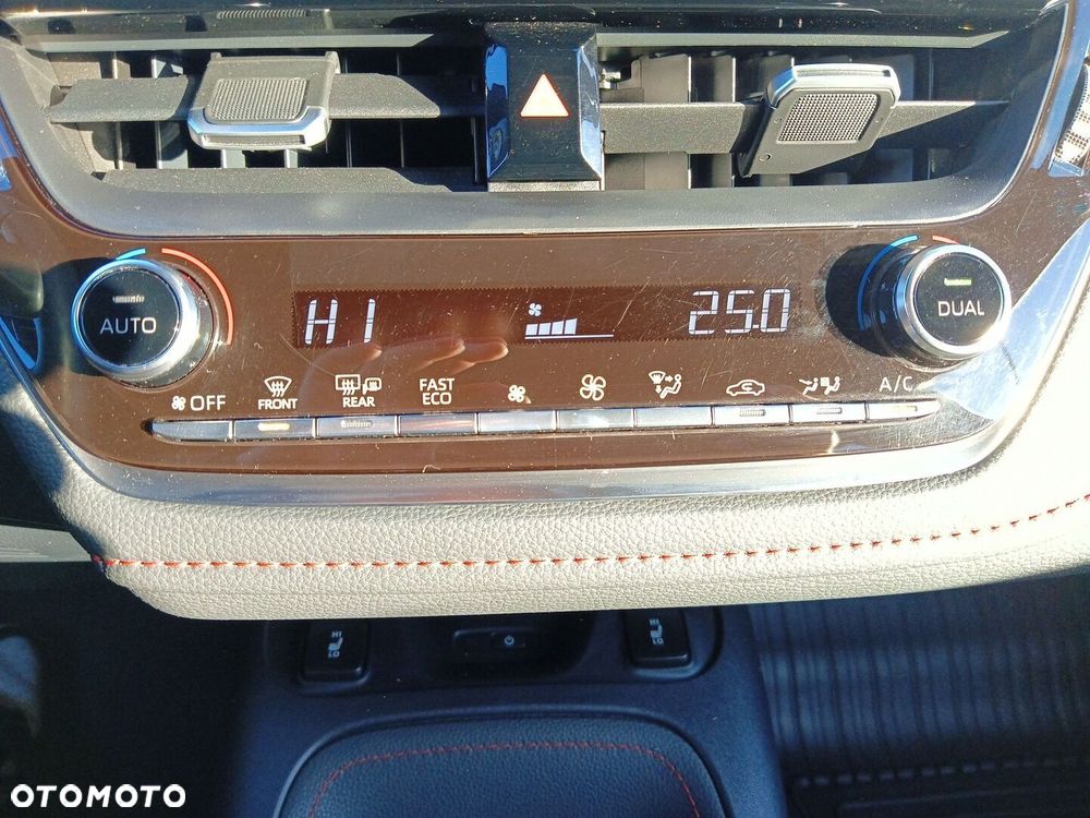 Toyota Corolla 1.8 Hybrid GPF Executive - 20