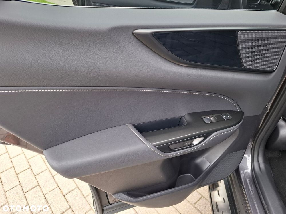 Lexus NX - 17
