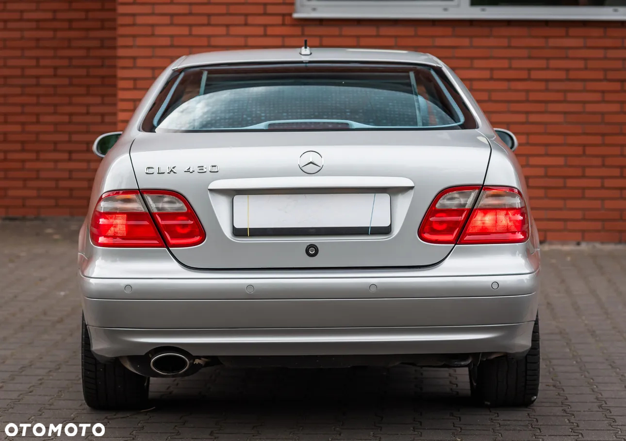 Mercedes-Benz CLK 430 - 11