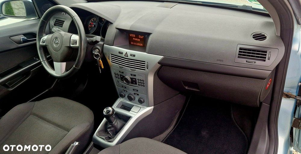 Opel Astra - 21