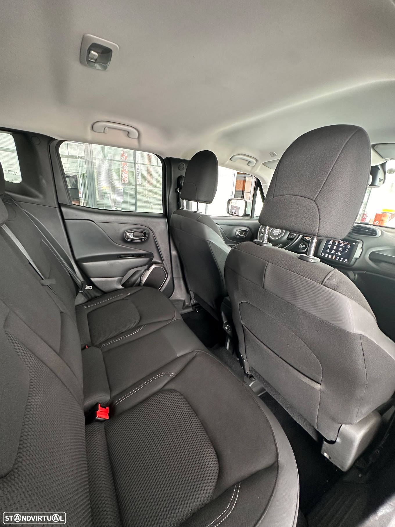 Jeep Renegade 1.6 MJD Limited - 15