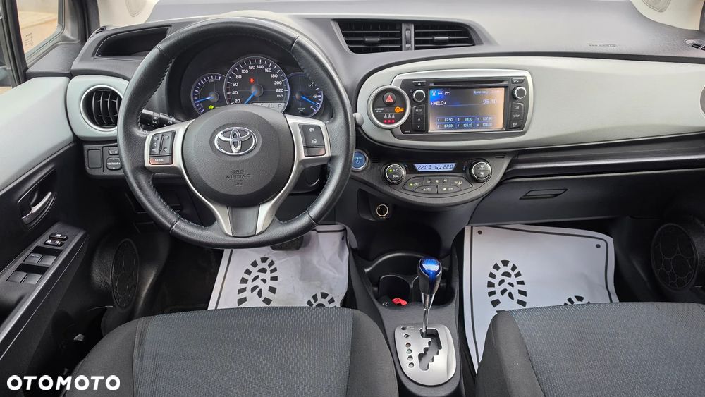 Toyota Yaris - 5
