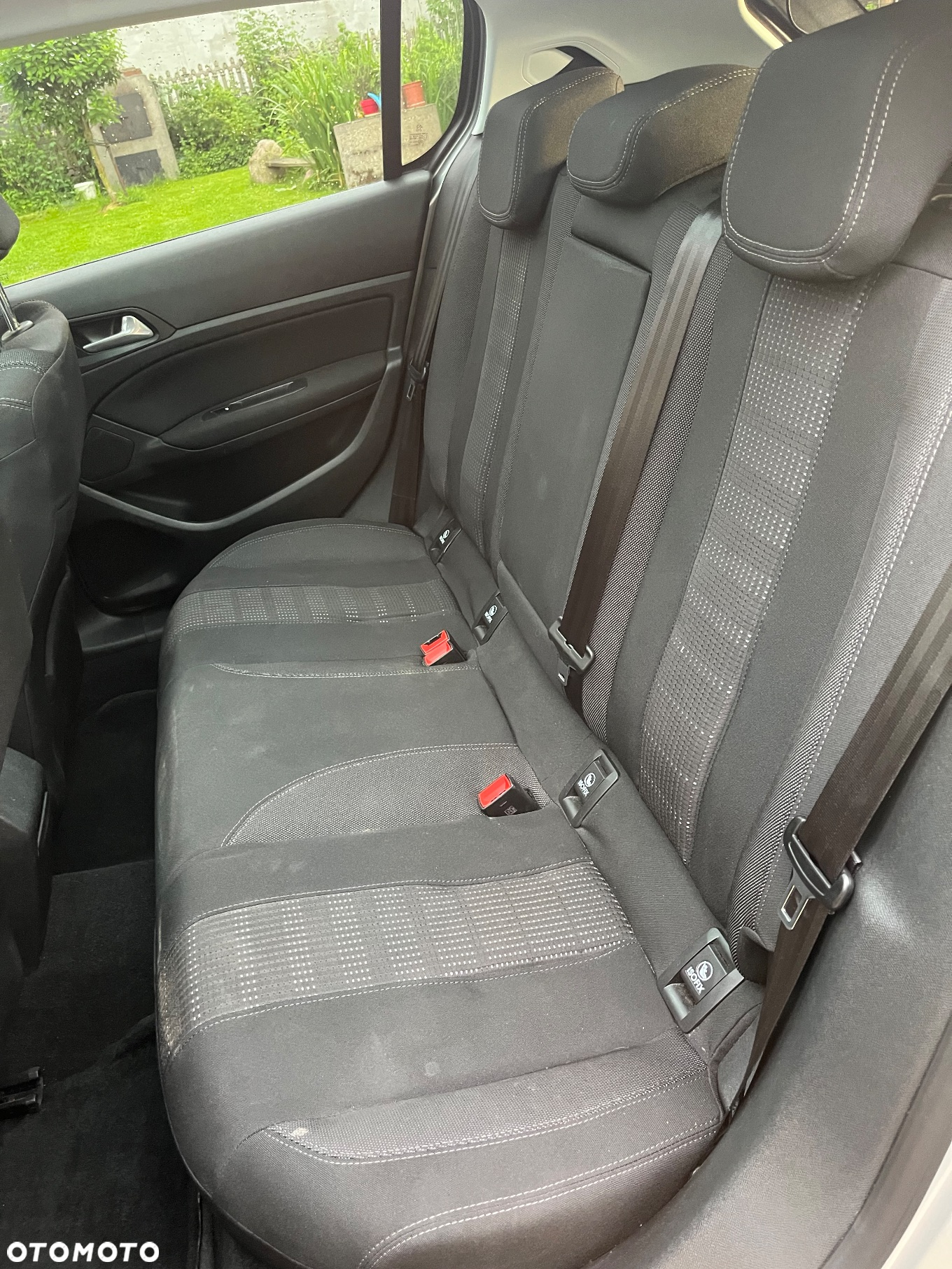 Peugeot 308 1.2 PureTech Allure S&S EAT6 - 16