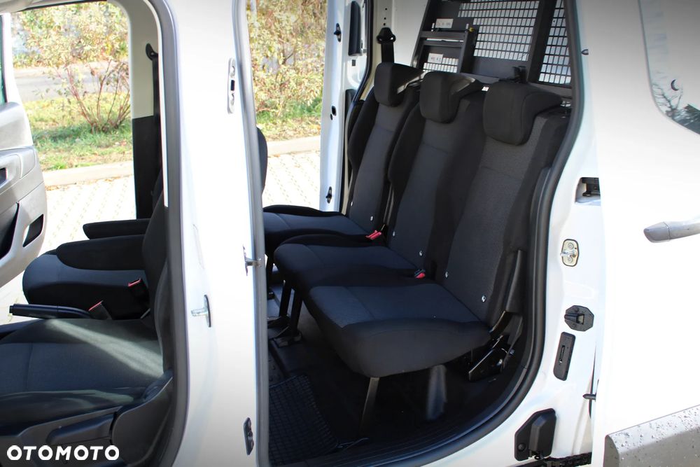 Fiat Doblo Maxi CrewVan 1.5 BlueHDI S&S (bryg.) - 24