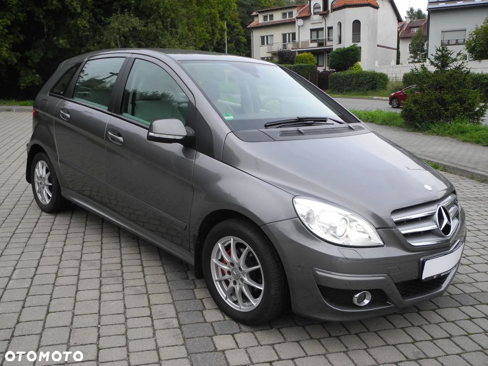Mercedes-Benz Klasa B - 2