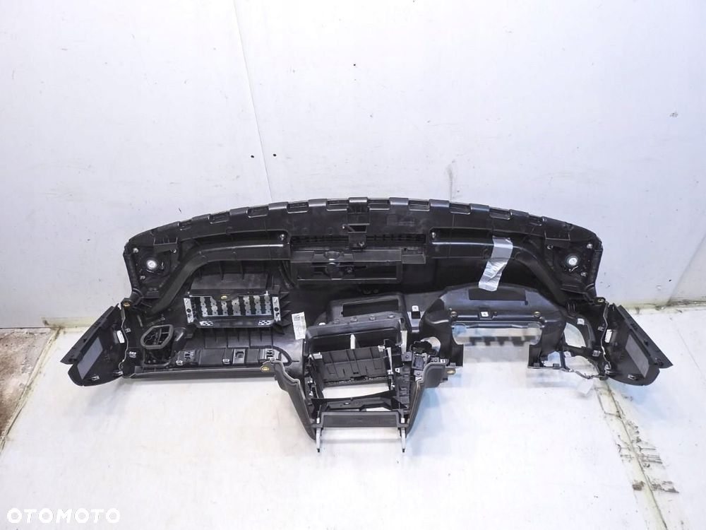 DESKA ROZDZIELCZA KONSOLA AUDI A4 B8 - 7