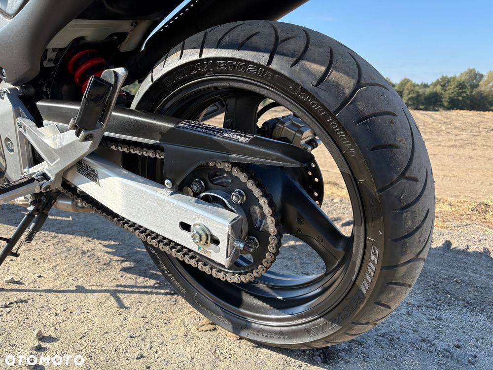 Honda Hornet - 20
