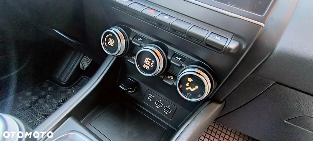 Renault Captur 1.0 TCe Techno - 12