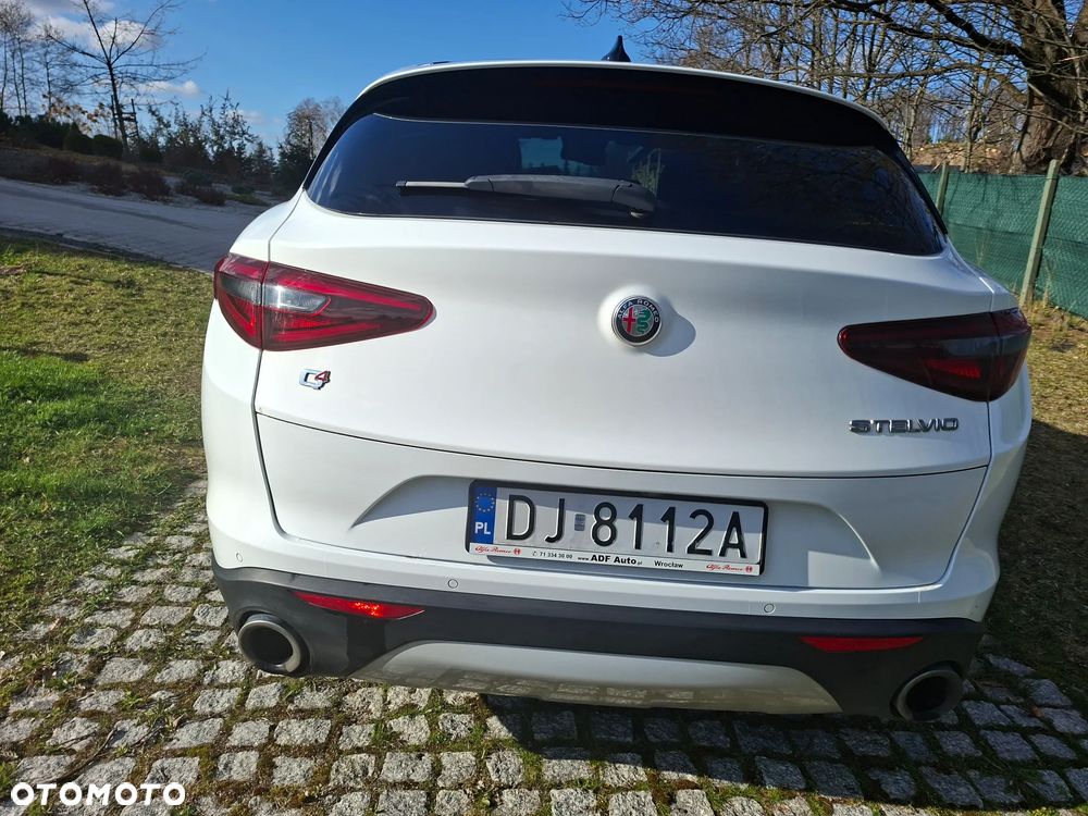 Alfa Romeo Stelvio 2.0 Turbo First Edition Q4 - 6
