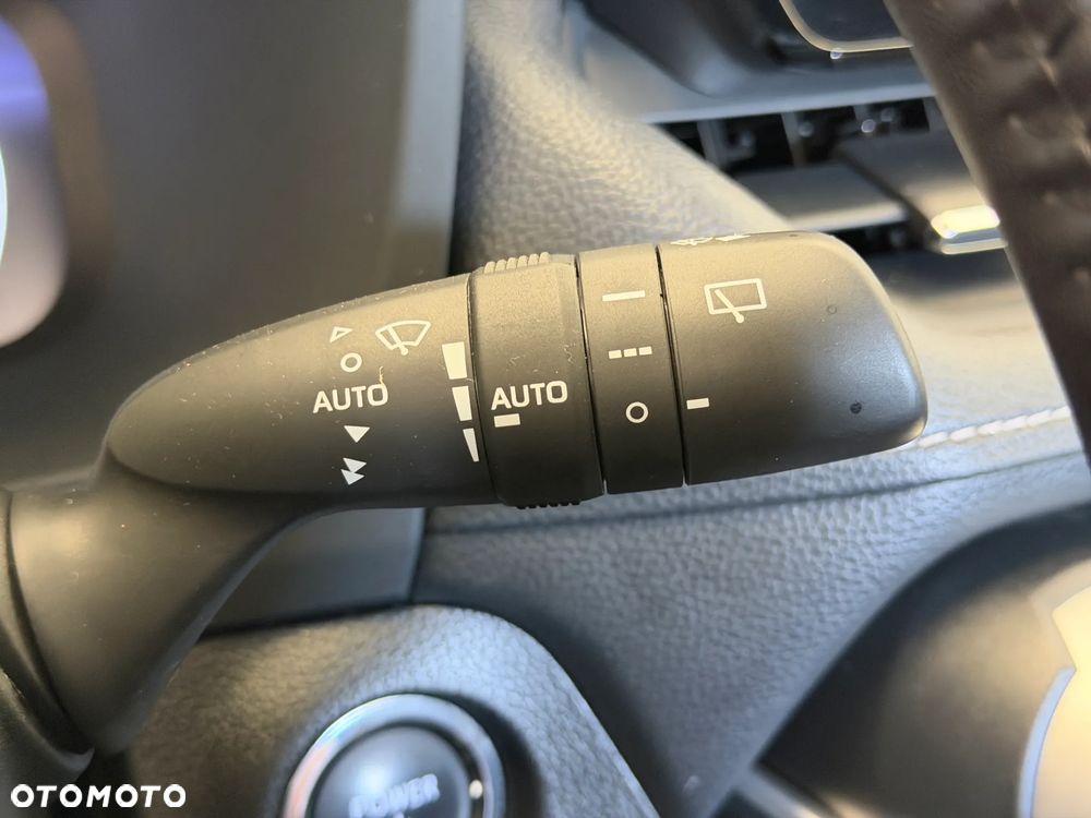 Toyota RAV4 2.5 Hybrid Selection 4x2 - 24