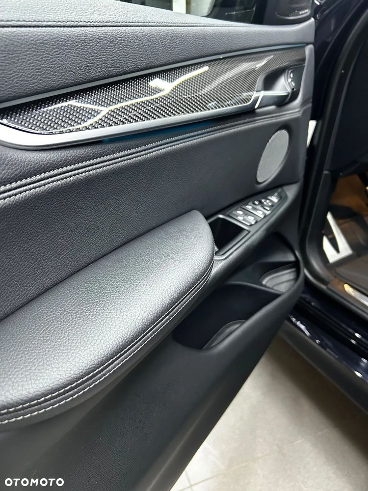 BMW X6 - 16