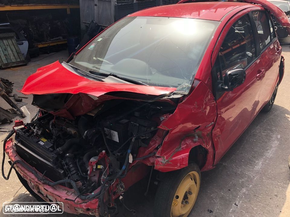 Toyota Yaris 1.4 D-4D (90CV) de 2009 para peças - 3