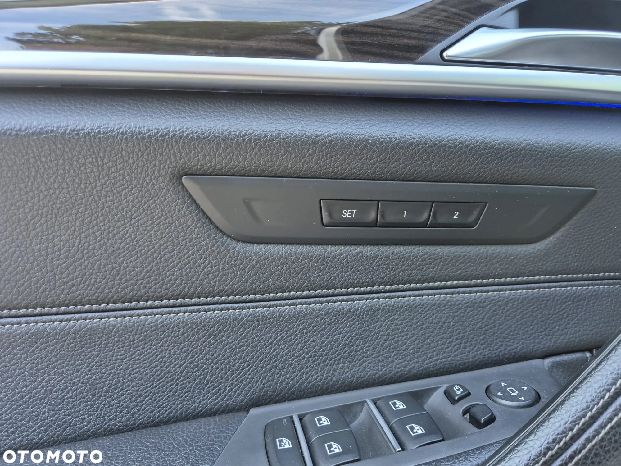 BMW Seria 5 520d xDrive Luxury Line - 11