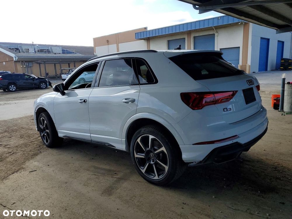 Audi Q3 45 TFSI Quattro S tronic - 3