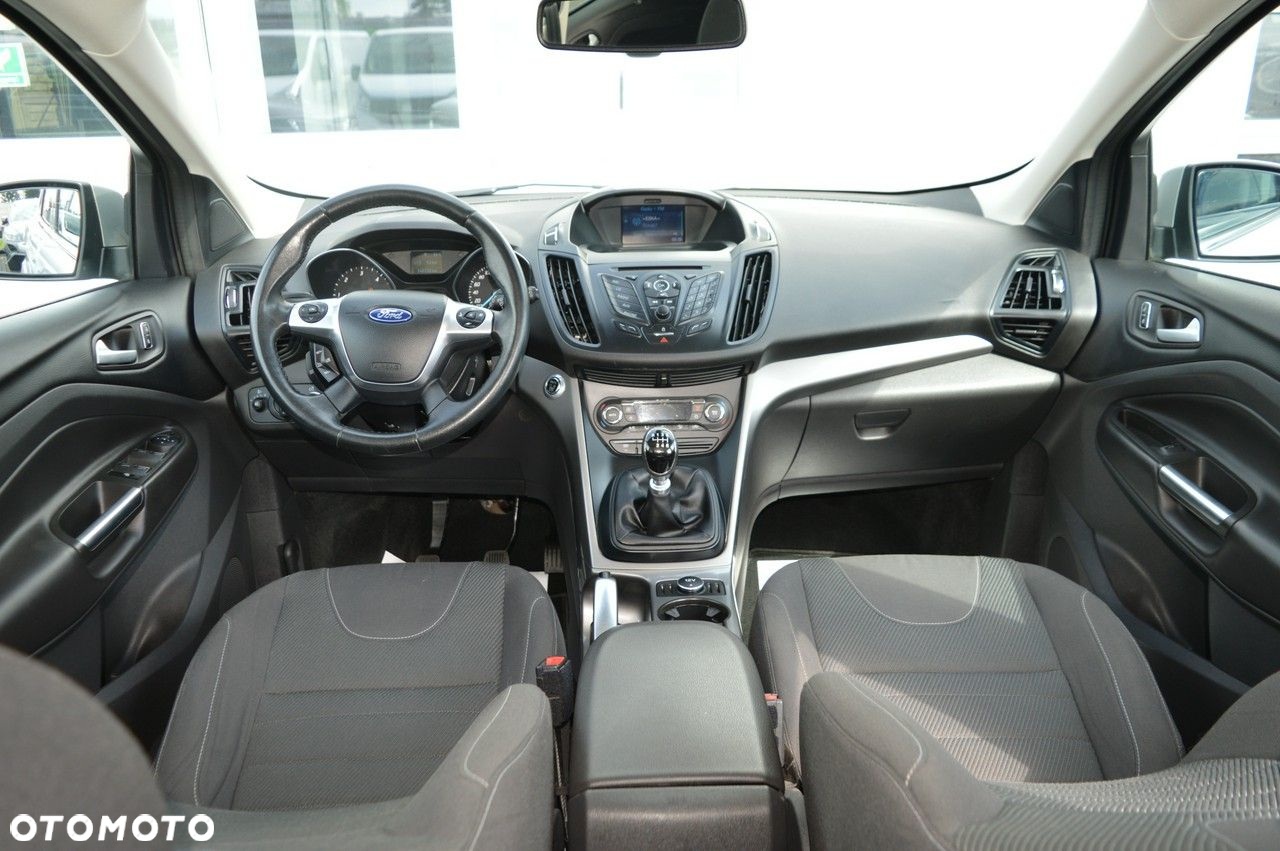 Ford Kuga - 19