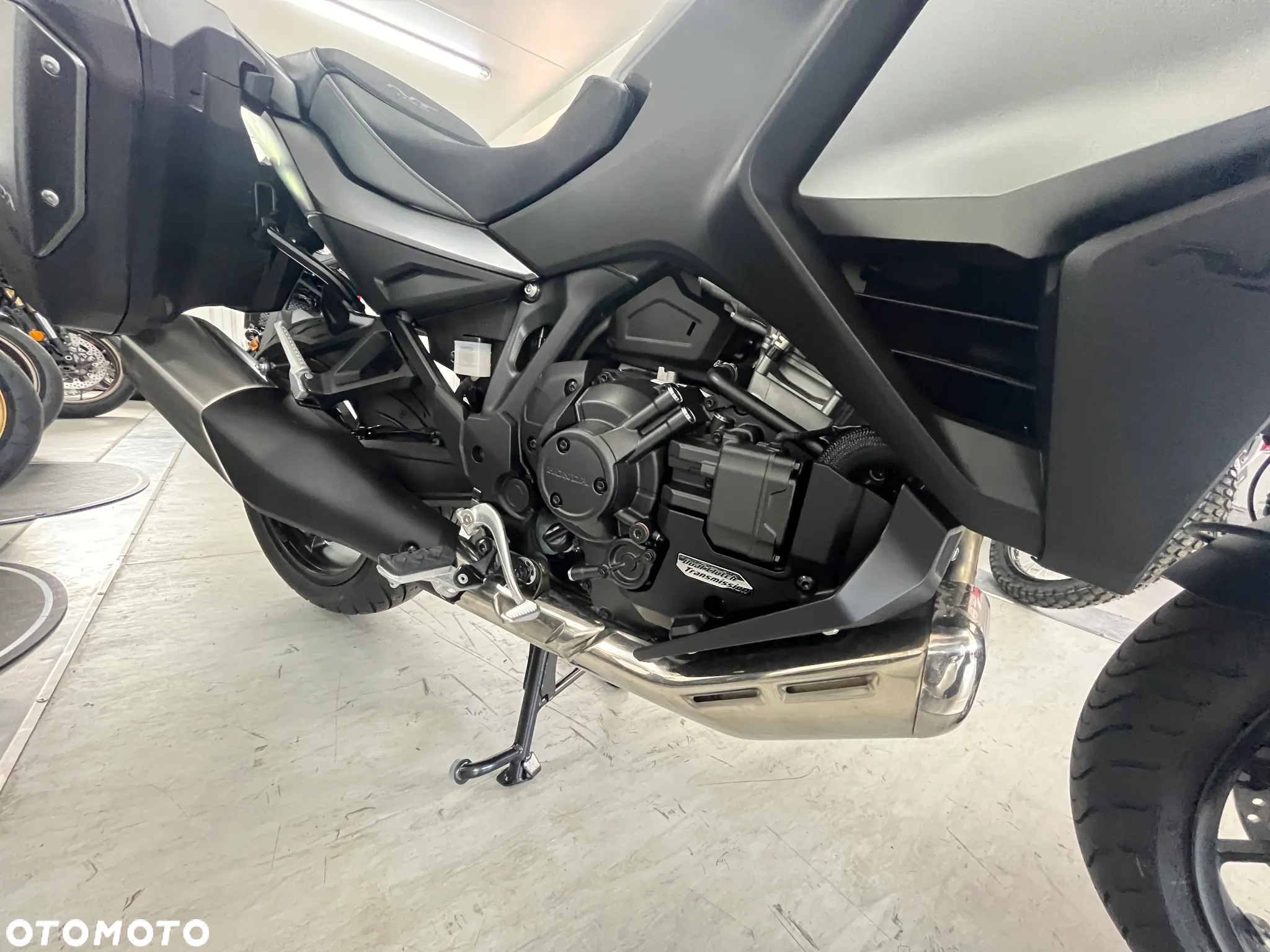 Honda NT - 10