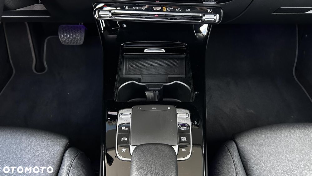 Mercedes-Benz CLA - 19