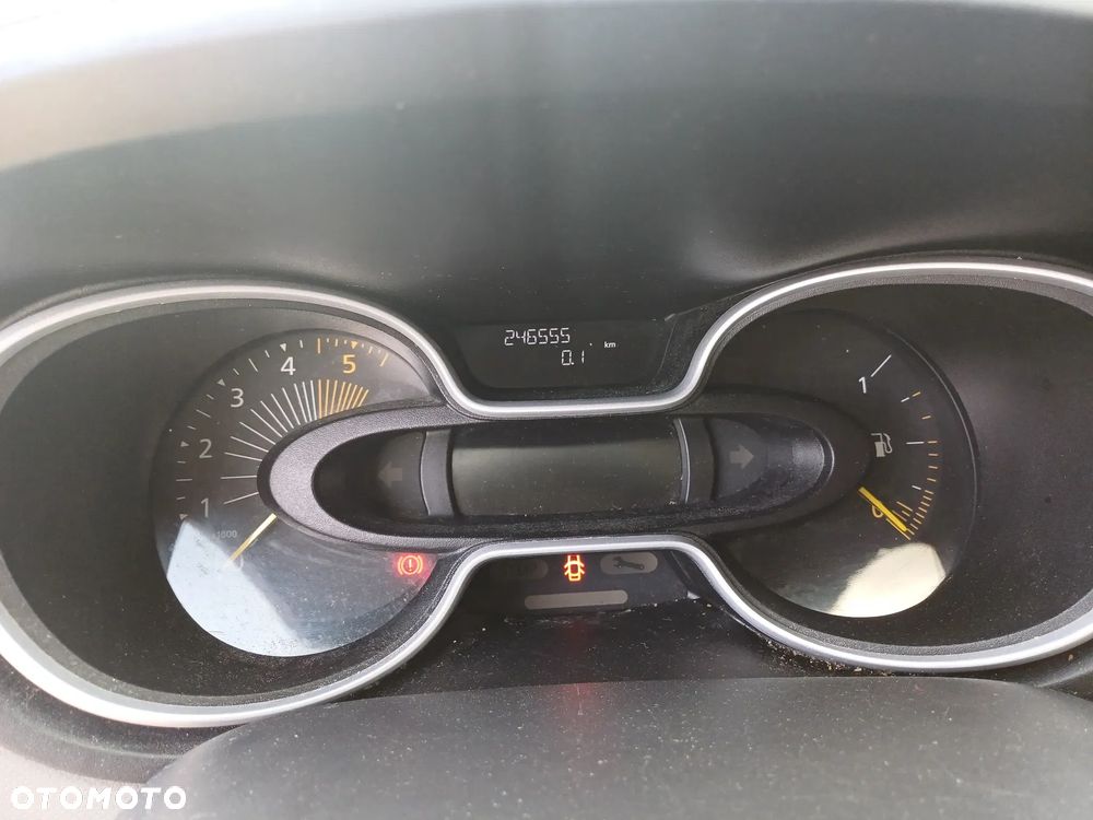 Renault Trafic - 11