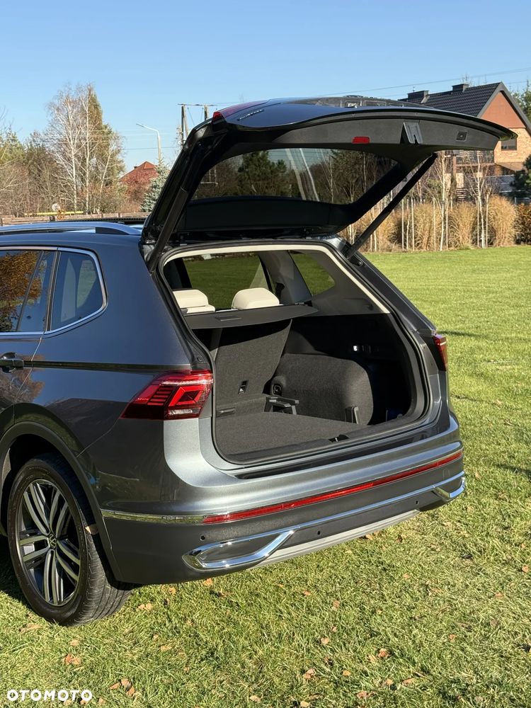 Volkswagen Tiguan Allspace 2.0 TSI 4Mot Elegance DSG - 9