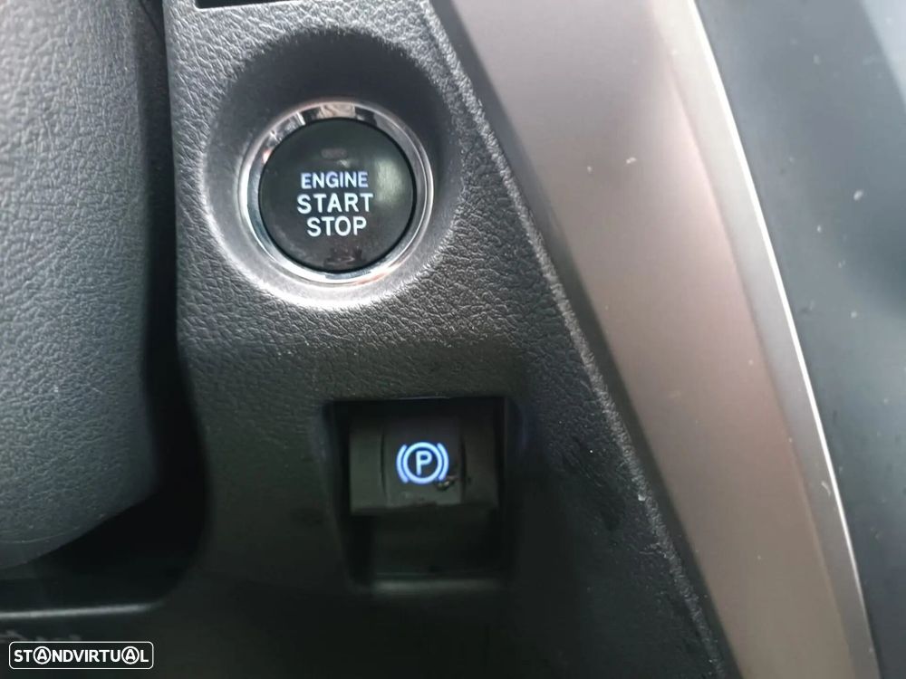 Toyota Avensis Touring Sports 2.0 D-4D Exclusive+GPS - 17