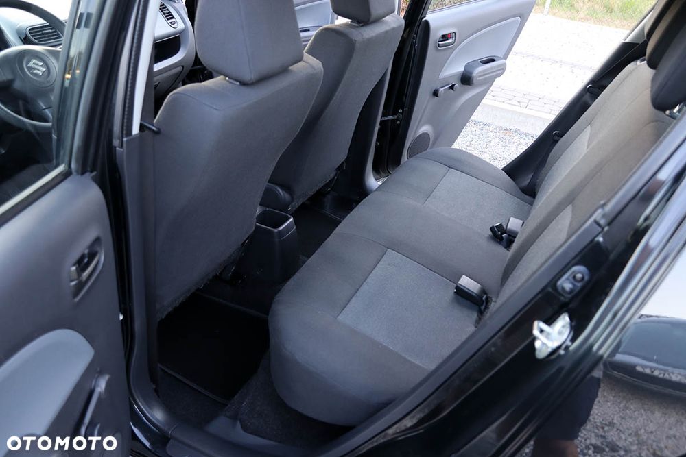 Suzuki Splash 1.0 Comfort - 26