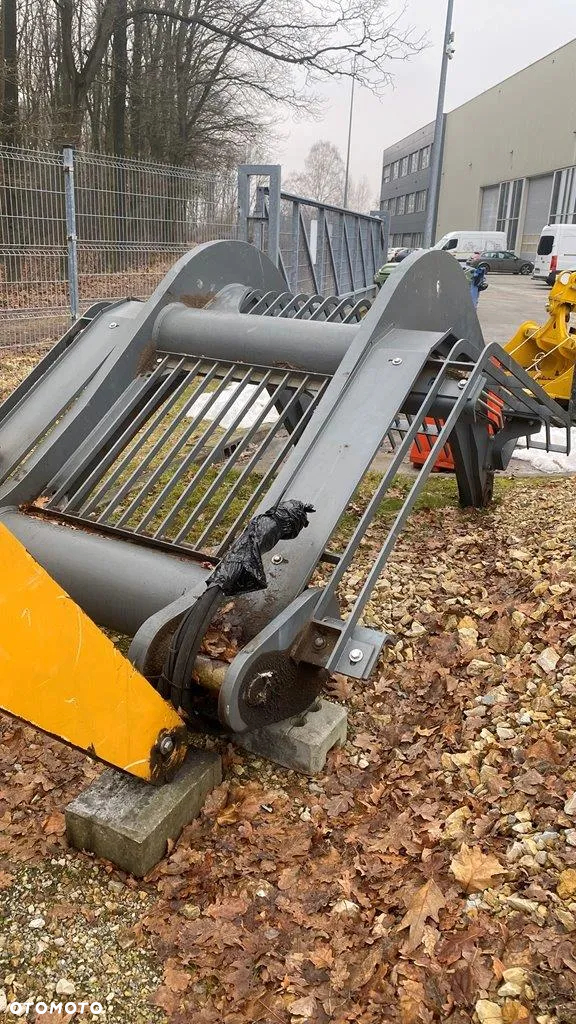 Liebherr L 580 Log Handler - 17