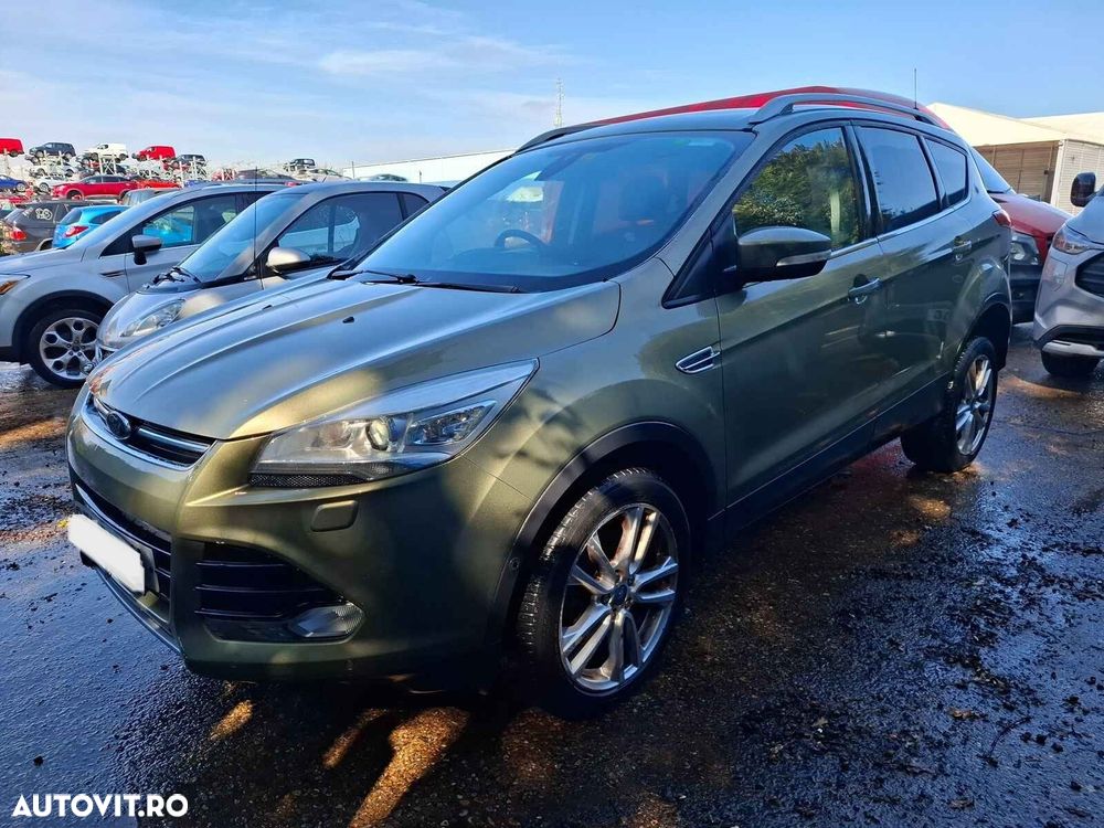 Usa Fata Stanga Ford Kuga 2013 SUV Verde - 2