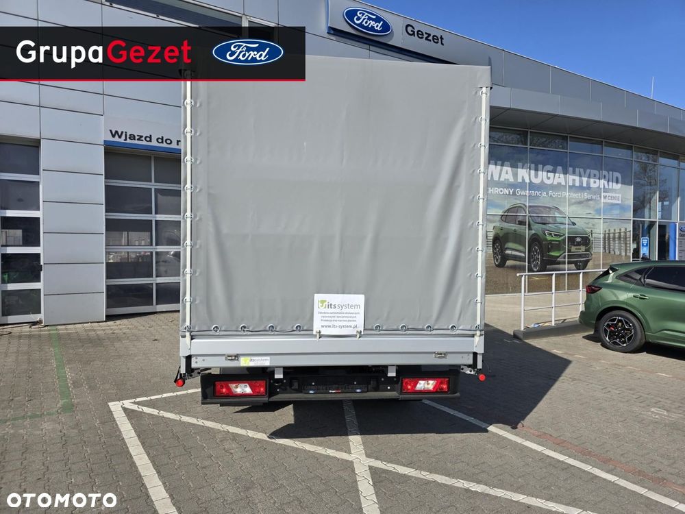 Ford Transit - 6
