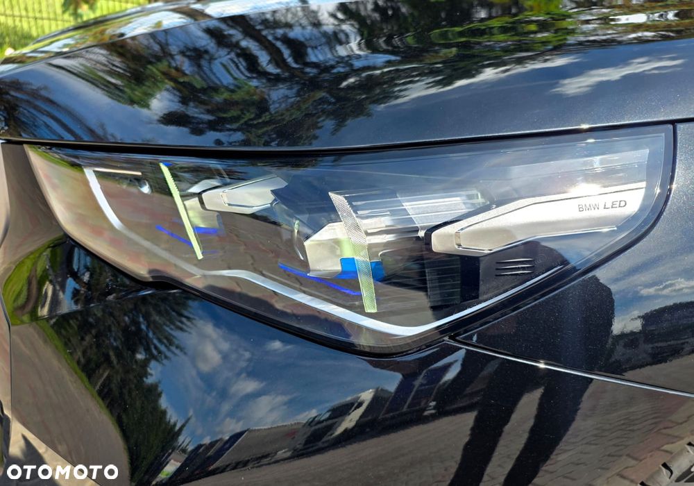 BMW Seria 5 540d xDrive mHEV M Sport - 10