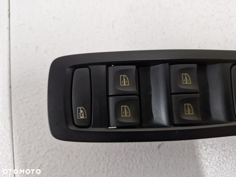 renault megane iv 4 panel przełącznik szyb lusterek lewy przód 254015253r - 4