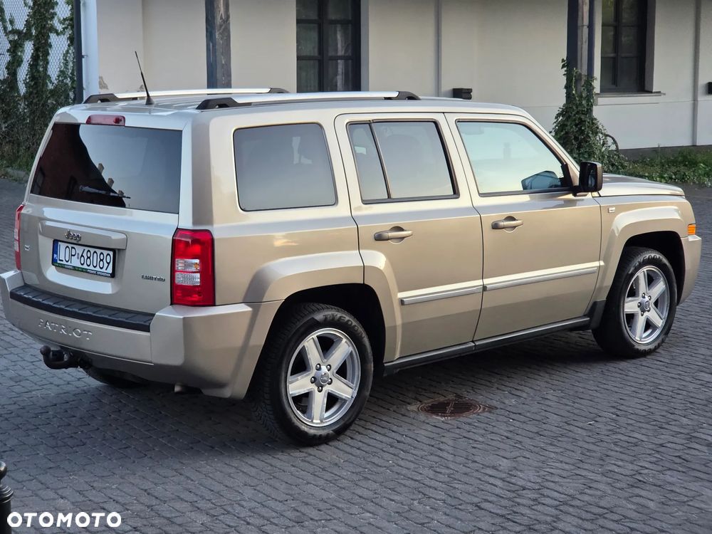Jeep Patriot - 10