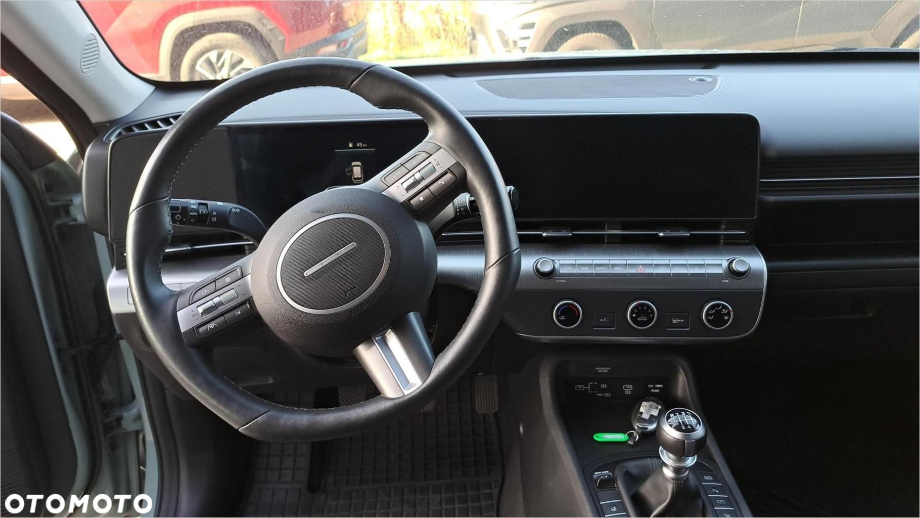 Hyundai Kona - 13