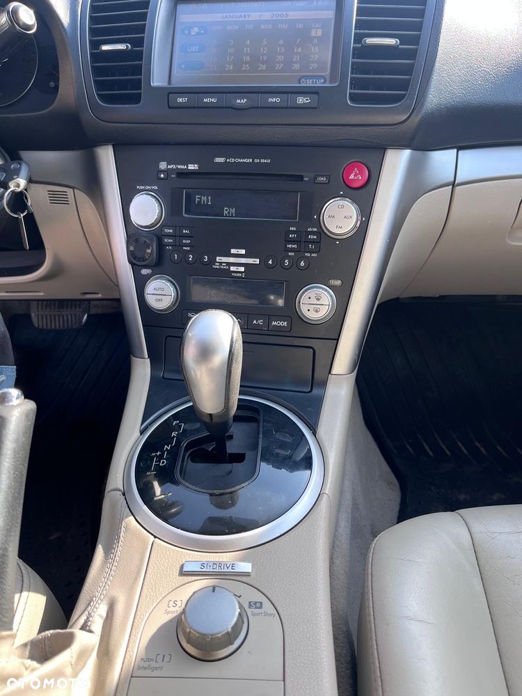 Subaru Outback 3.0RE 000 - 12