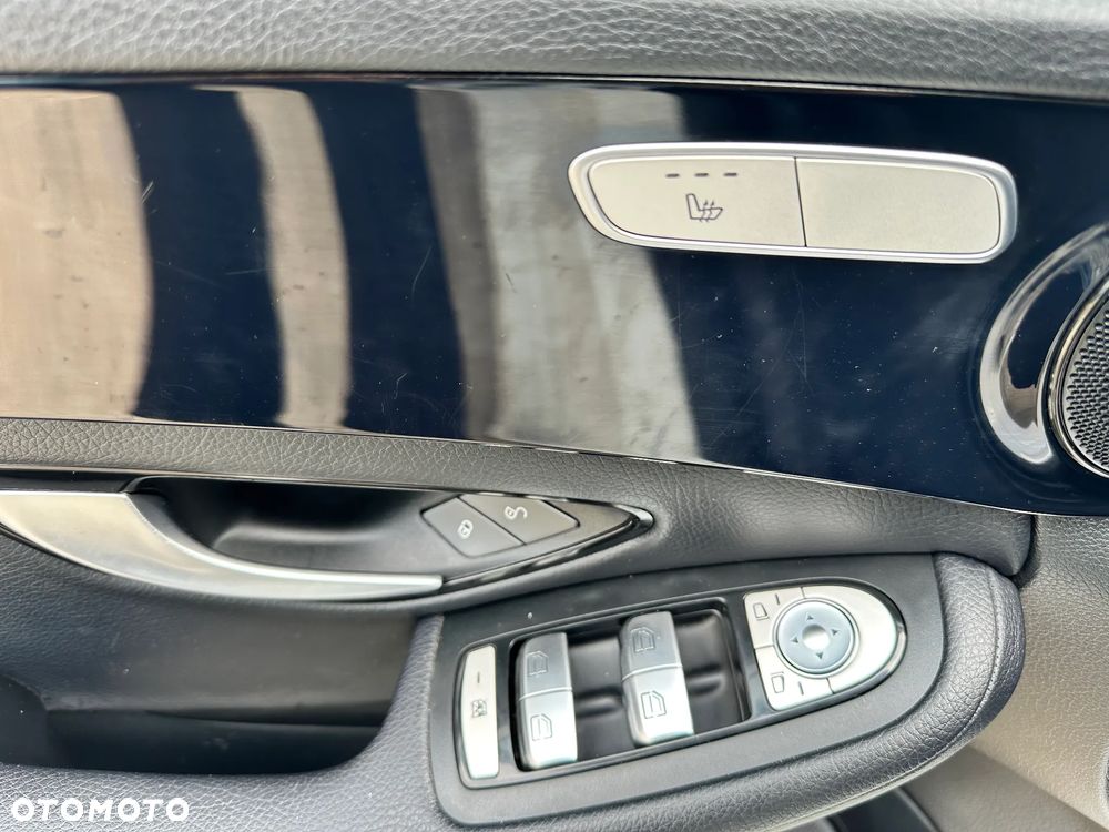 Mercedes-Benz Klasa C - 22