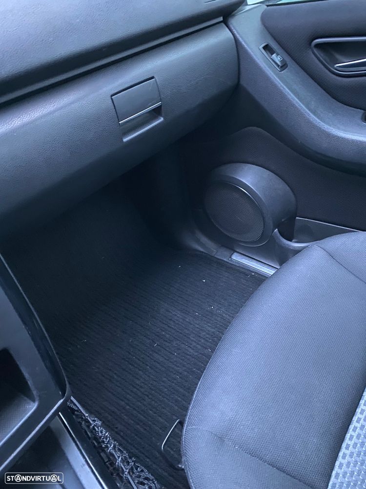 Mercedes-Benz A 150 Elegance Automatic - 19