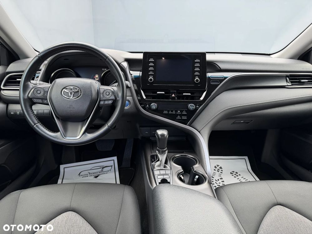 Toyota Camry 2.5 Hybrid Comfort CVT - 27