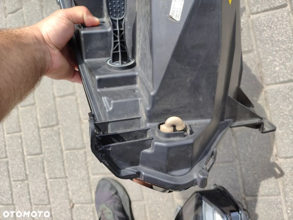 Lampy przednie Renault Master - 18