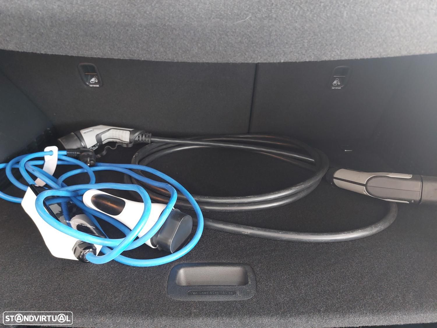 Hyundai Kauai EV 64 kWh Premium - 48