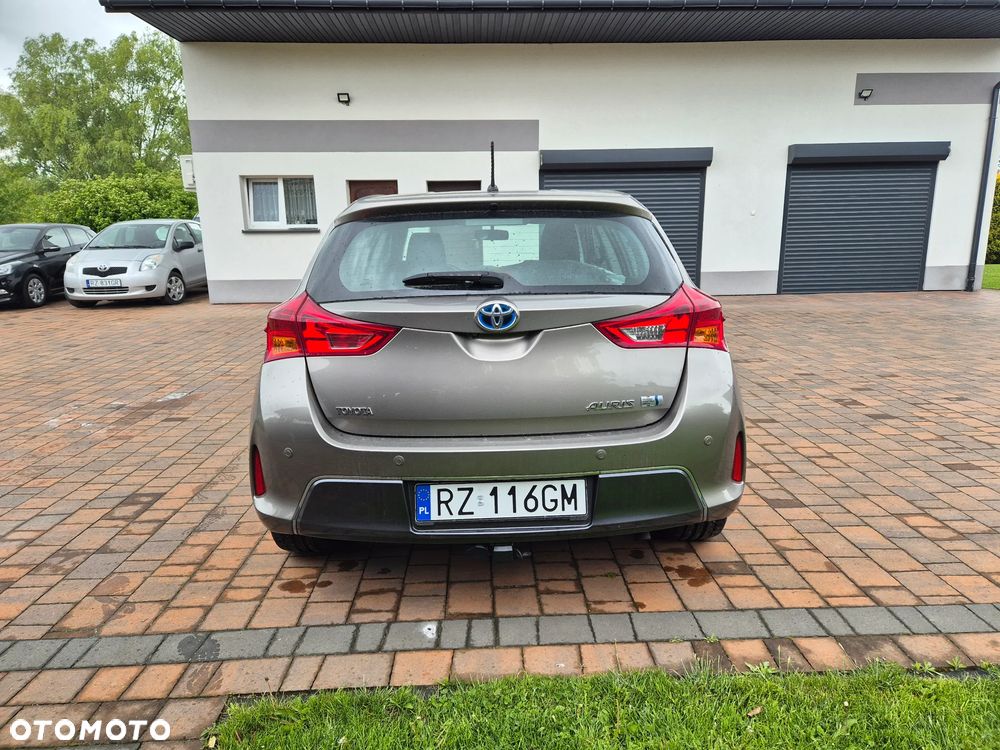 Toyota Auris 1.8 HSD Luna - 9