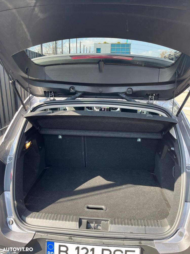 Renault Captur 140 EDC MHEV Techno - 8