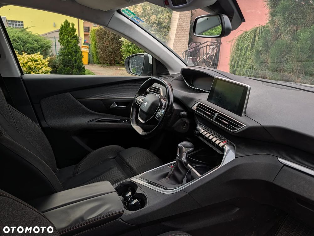 Peugeot 5008 2.0 BlueHDI Allure S&S - 9