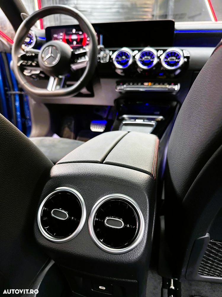 Mercedes-Benz CLA - 9