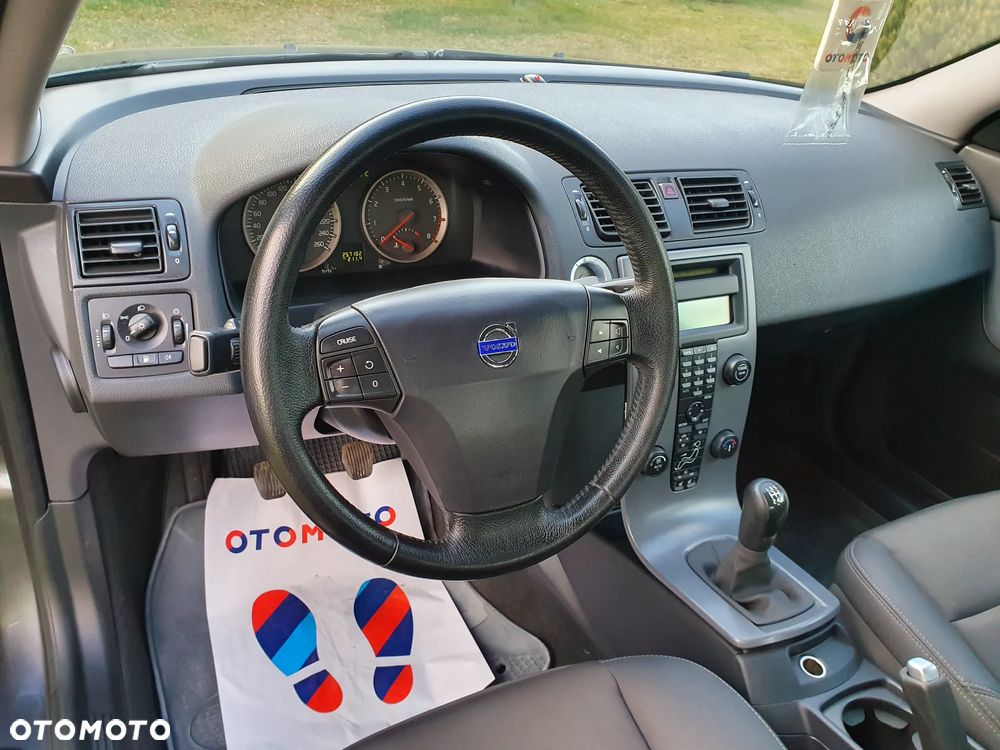 Volvo S40 1.8 Momentum - 12
