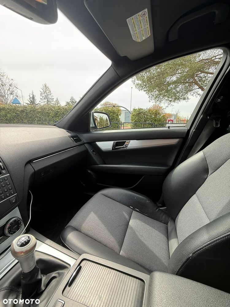 Mercedes-Benz Klasa C 200 Kompressor Avantgarde - 19