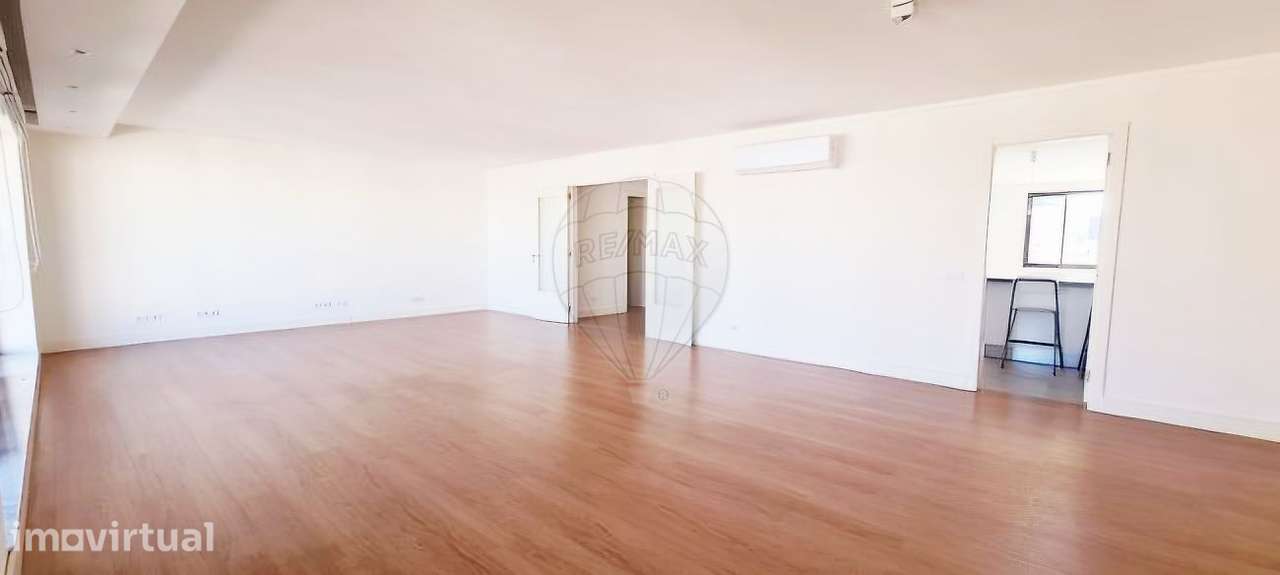 Apartamento T5 para arrendamento - Grande imagem: 4/32