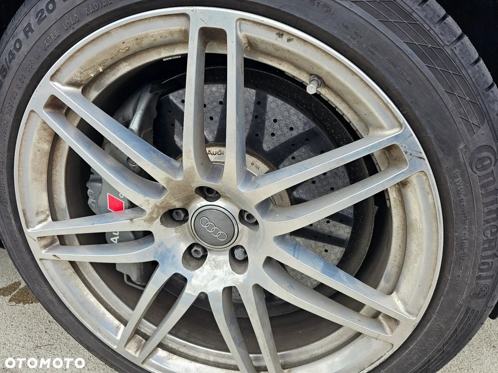 Audi A8 6.0 L Quattro - 14