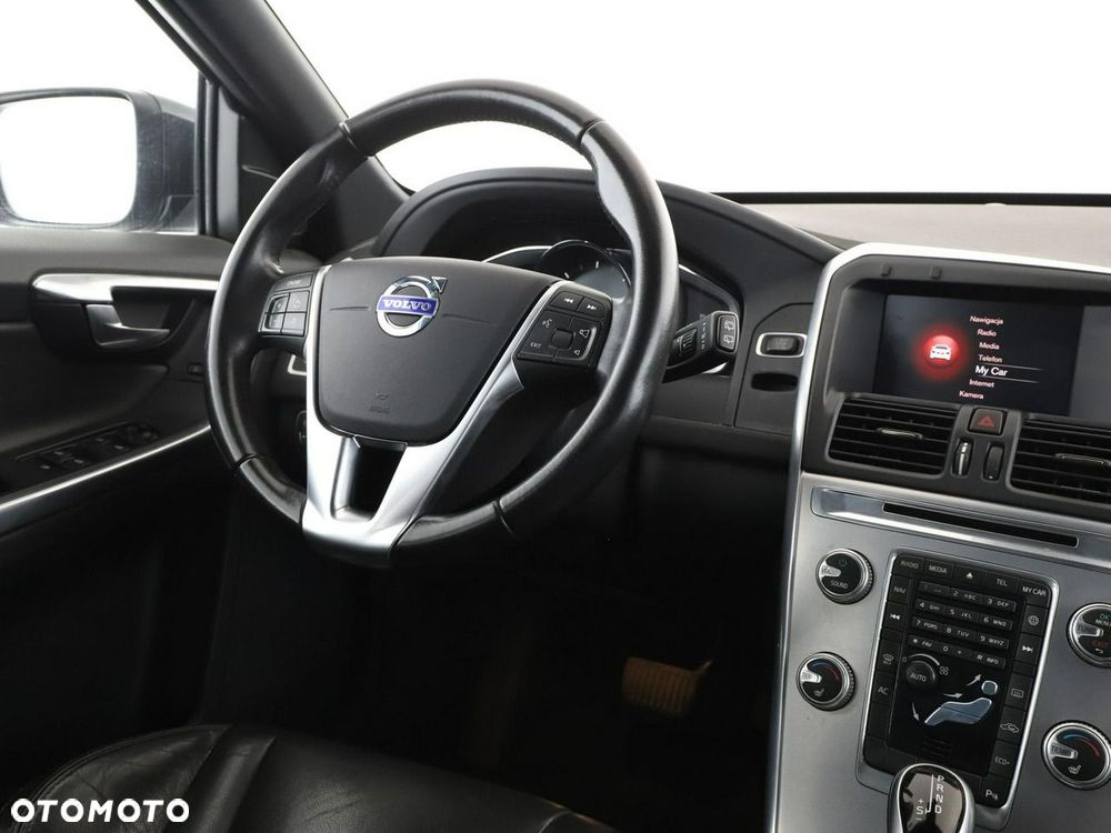 Volvo XC 60 D4 Geartronic Summum - 17