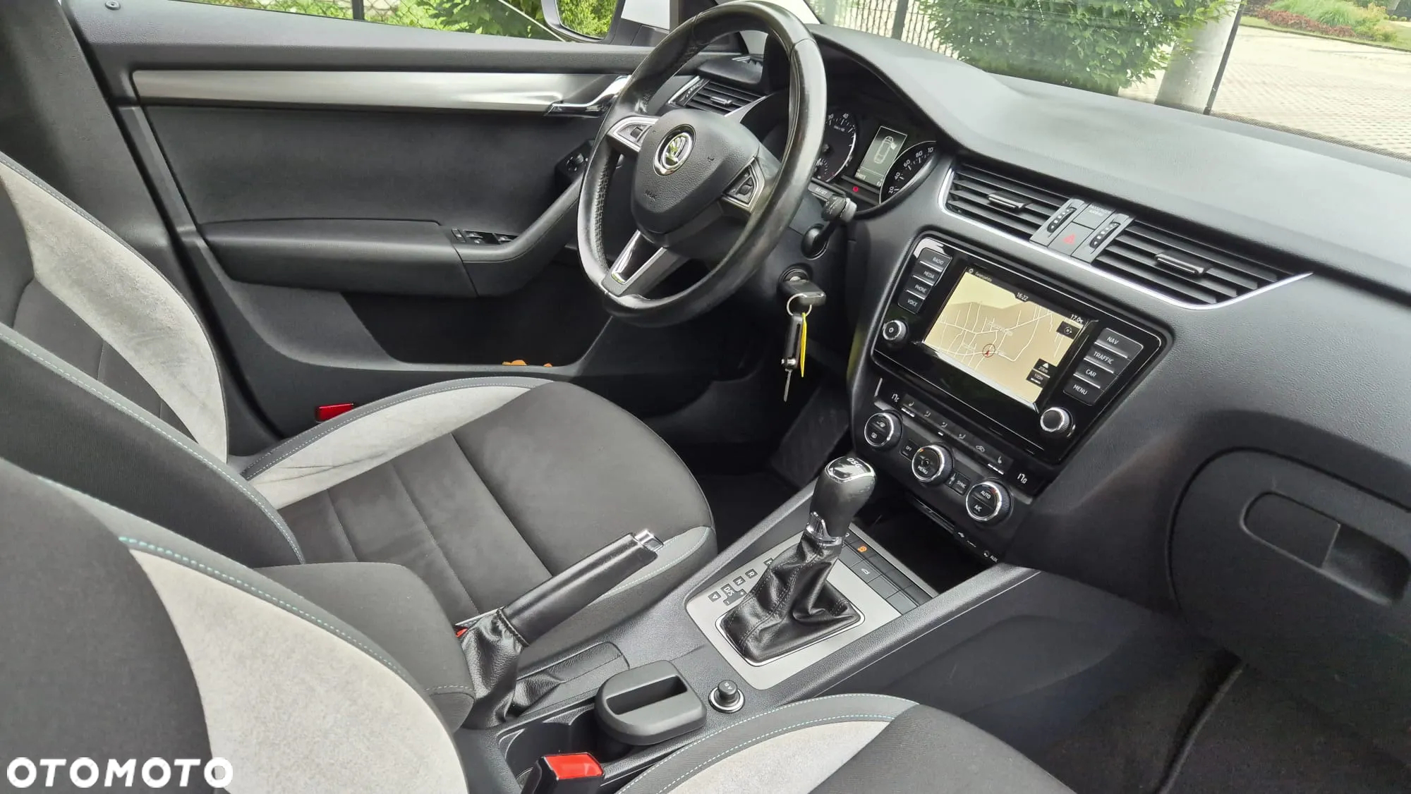 Skoda Octavia Combi 1.4 TSI DSG Ambition - 12
