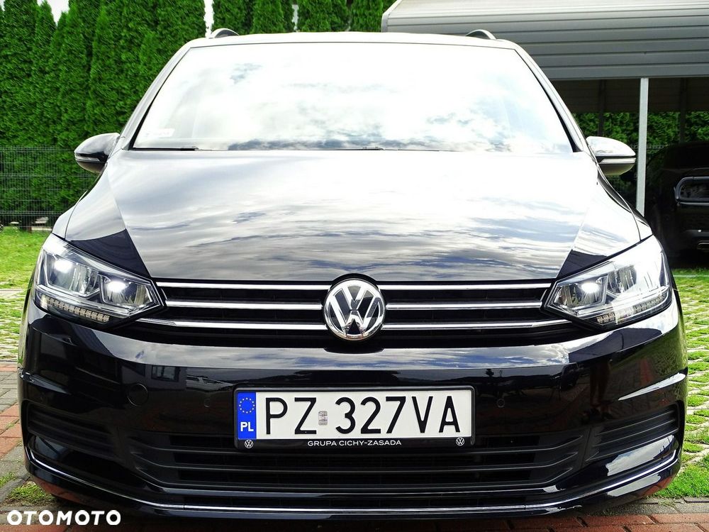 Volkswagen Touran - 4